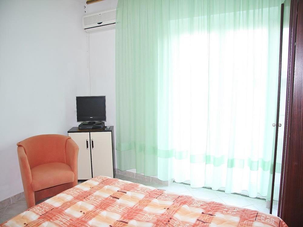 Apartments Lovran Bagian luar foto